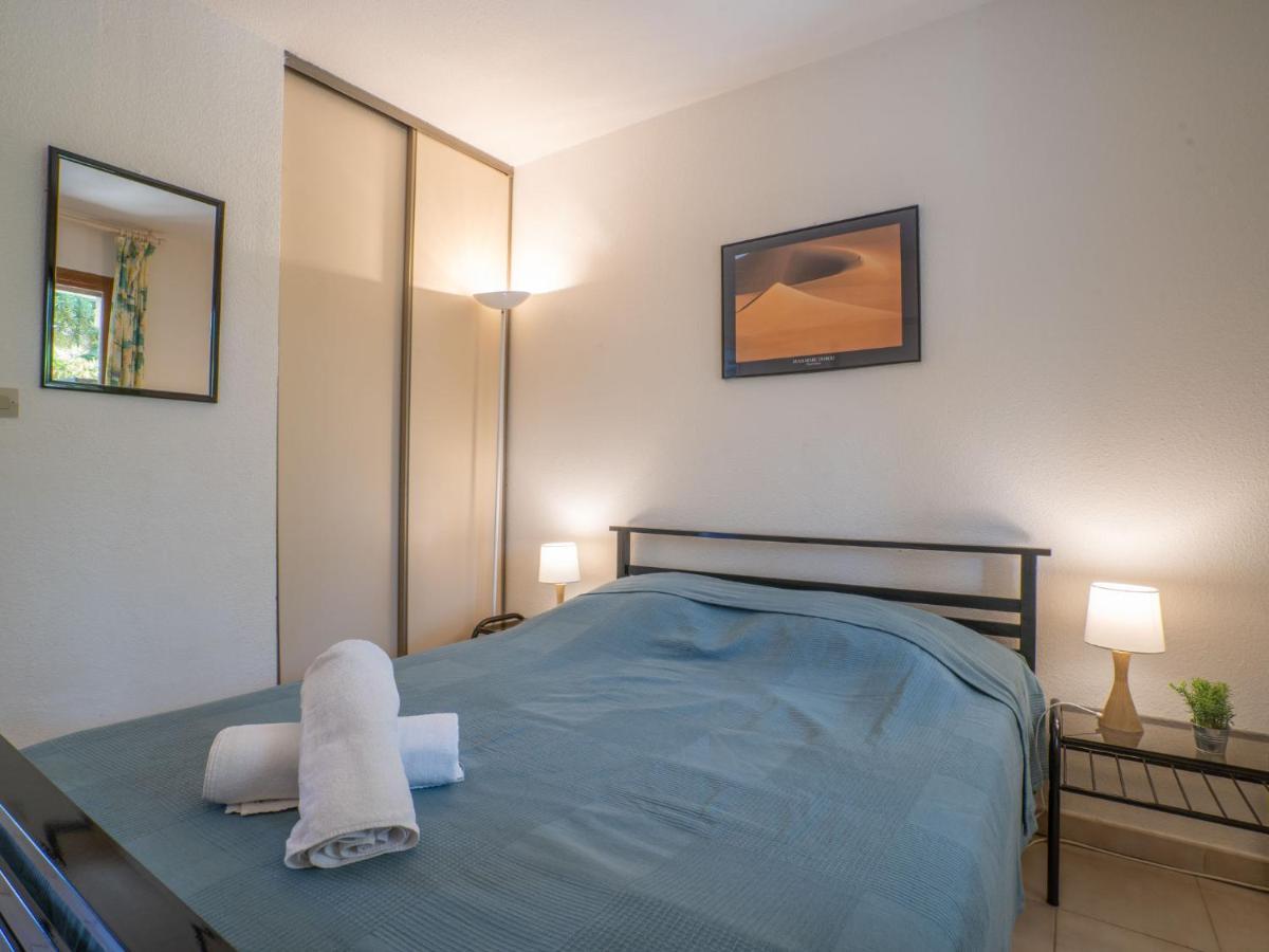 Apartment Le Mas Des Calanques-1 By Interhome Saint Aygulf Exterior photo